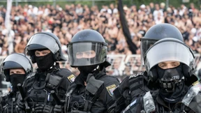 Eintracht-Fans sollen Polizistin bedroht haben