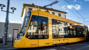 Weitere Messungen der Vibrationen von Tina-Straßenbahnen