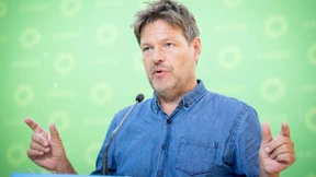 Was sagt Habeck zum Grünen-Debakel?