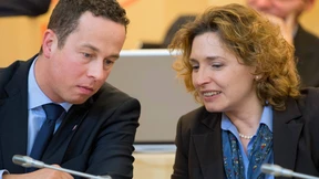 „Scheidende FDP-Minister verschwenden Steuergeld“