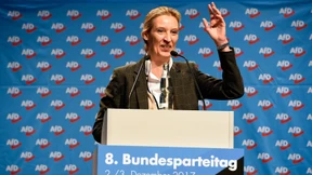 Gespalten und noch ein bisschen weiter rechts