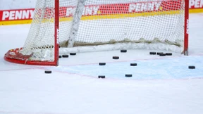 Im Eishockey fallen zwei wichtige Hürden
