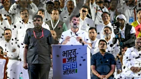 Mit bloßen Füßen auf Gandhis Spuren