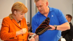 Merkel geht unter die Handwerker 