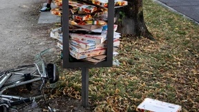 Städte ächzen unter Pizzakarton-Flut