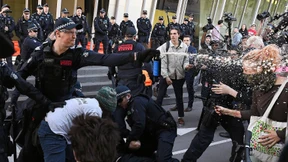 Heftige Auseinandersetzung in Melbourne