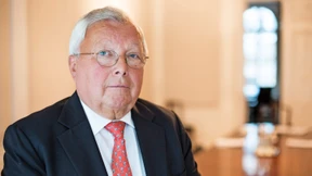 Landgericht lässt Anklage gegen ehemaligen Warburg-Chef Olearius zu