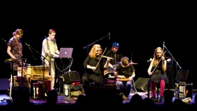 Oberflächlicher Charme, der schnell verfliegt