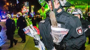 Kurden und Salafisten liefern sich Straßenschlacht