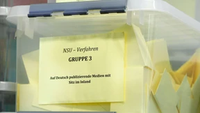 Und in den Fingern der Lottofee