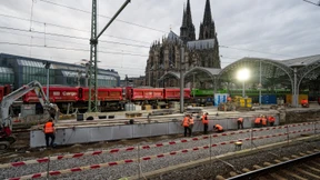 In Köln soll am Montag der Bahn-Betrieb wieder anlaufen