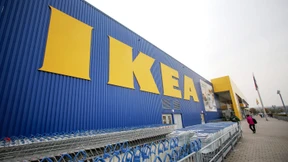 Die Deutschen kaufen und kaufen bei Ikea  