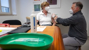 Warum Privatärzte noch nicht mitimpfen können