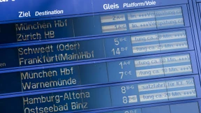 Jeder zweite DB-Fernzug zu spät