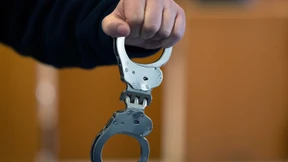 Vater soll Sohn mit Tötung seiner Tochter beauftragt haben