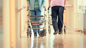 Betriebliche Pflegeversicherung wird beliebter