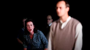 Die Maus, die sich gegen Elefanten wehrt