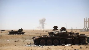 Gaddafi-Truppen feuern erstmals Scud-Rakete ab