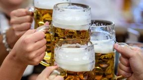 Europäer trinken sich in den Tod
