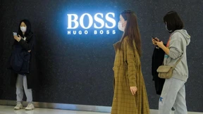 Hugo Boss bleibt dank Werbung in sozialen Medien auf Kurs