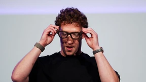 Zuckerberg stellt Brille mit integriertem Display vor