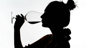 Tief ins Glas geschaut