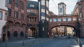 Koalition will mehr Geld für Fraktionsarbeit im Römer