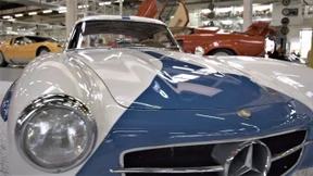 Szenen aus dem Altreifen-Lager