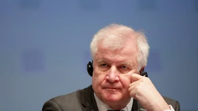 Nur AfD-Anhänger wollen Seehofer mehrheitlich als Innenminister