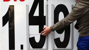 Autofahrer tanken teuer