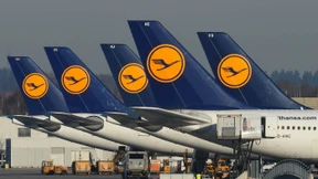 Lufthansa-Mitarbeiter stellen sich gegen Piloten 