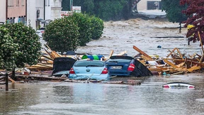 Tausende Haushalte ohne Strom