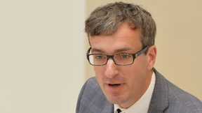 CDU-Politiker starten Petition für Merkel