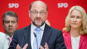 Die Flamme wird kleiner und kleiner