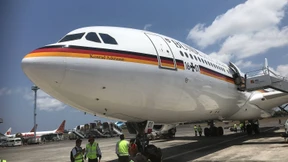 Nager stoppen Regierungsflieger in Indonesien