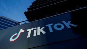 Tiktok kämpft an zwei Fronten des Atlantiks