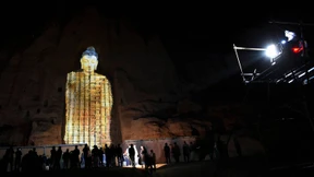 Buddha-Statue feiert virtuelle Rückkehr