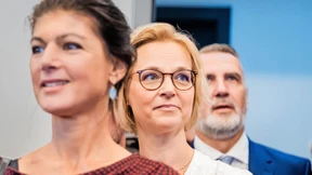 Hat Wolf Wagenknechts Popularität ausgenutzt?