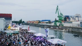 Urlaubsgefühle am Main in Frankfurt