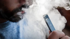 Juul stoppt Verkauf aromatisierter E-Zigaretten mit Fruchtgeschmack in Amerika