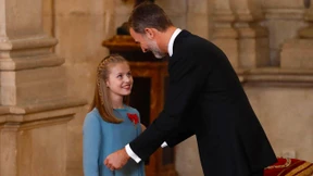 König Felipe zeichnet seine Tochter aus