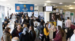 Wirtschaftsminister will Speed-Datings für Berufswahl