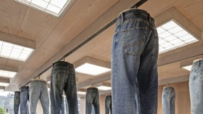 Hier gibt es Jeans in allen Formen