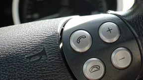 Apple fault und Google schimmelt