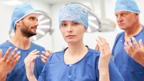 Frauen an den OP-Tisch!