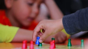 Nehmen Jugendämter und Gerichte zu vielen Familien die Kinder weg?