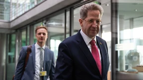 Merkel will Maaßen offenbar ersetzen