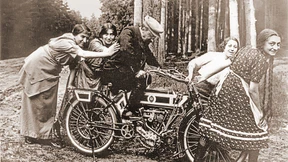 Es war nicht allein das Bier, das ihn erheiterte