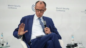 Rüstungsoffensive auf Pump: Das sehen sogar Merz und Scholz ähnlich