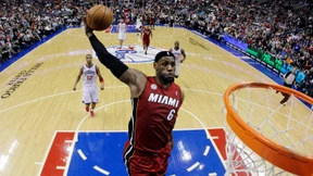 Der King bleibt auf dem Thron